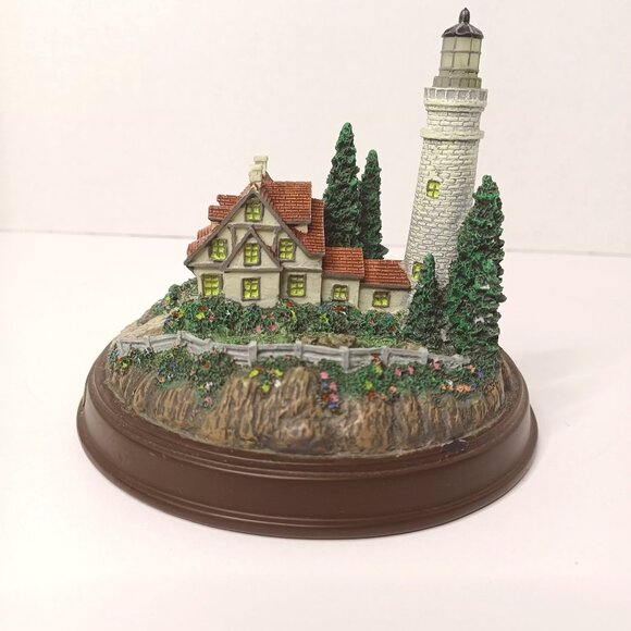 Thomas Kinkade Clearing Storms Lighthouse Cottage Collectible Figurine - Picture 1 of 6